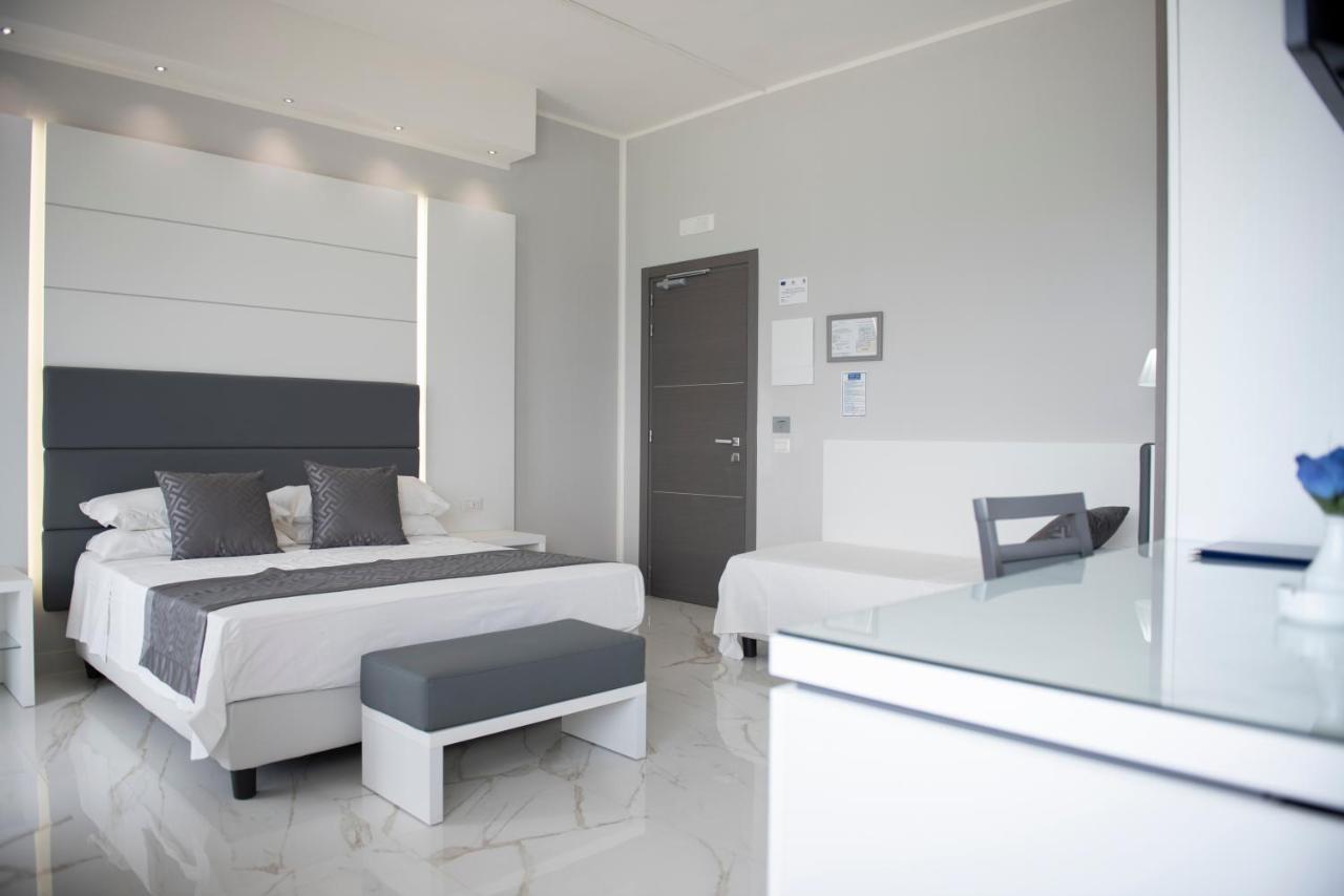 Hotel Blu Porto Cesareo Exterior foto